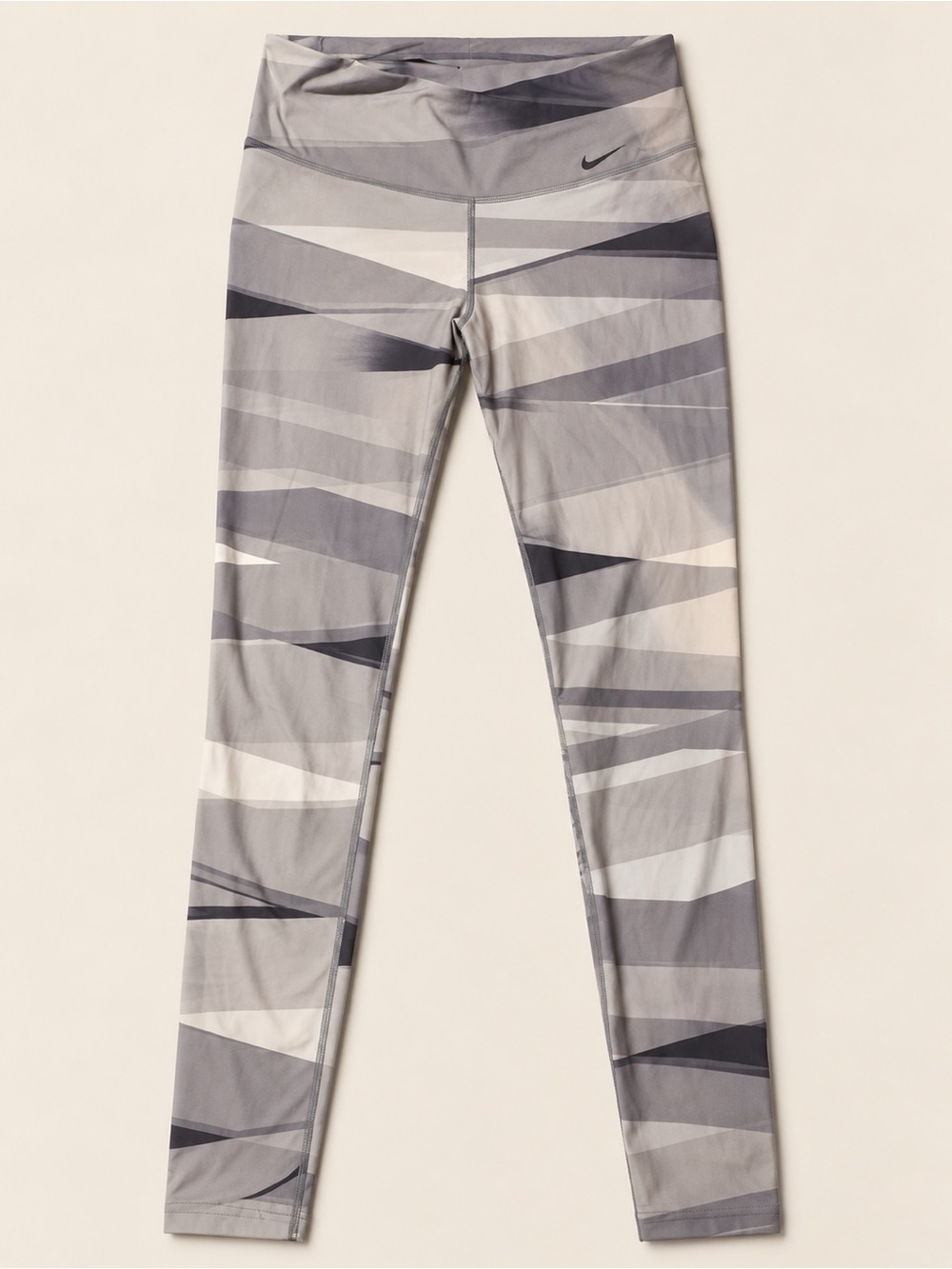 Nike Women's Legend 2.0 Leggings